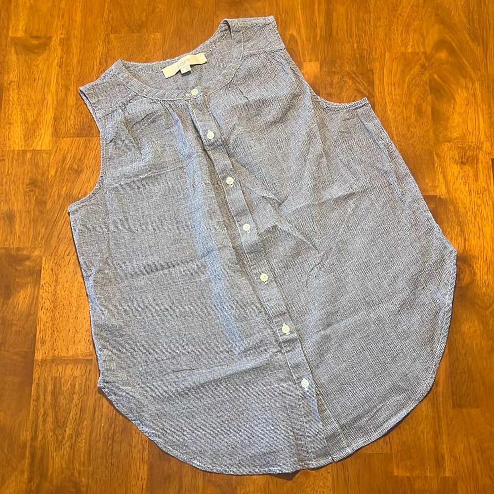 Loft Women's size S sleeveless top